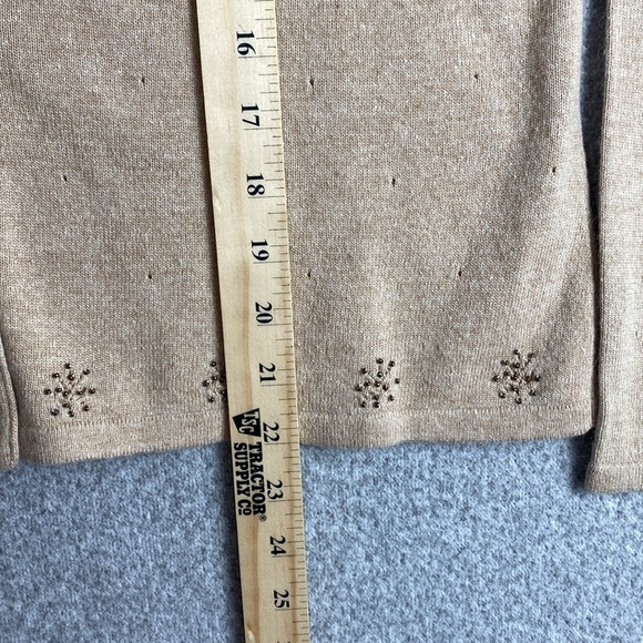 Vintage Eagle’s Eye angora cardigan with beading spun silk wool pointelle - Picture 9 of 10